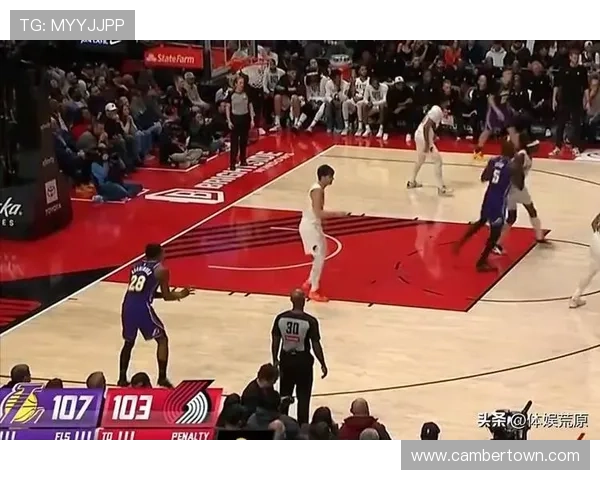 沃特森劲袭篮下强势爆发罗威飞身背后封盖点燃比赛全场激情沸腾瞬间
